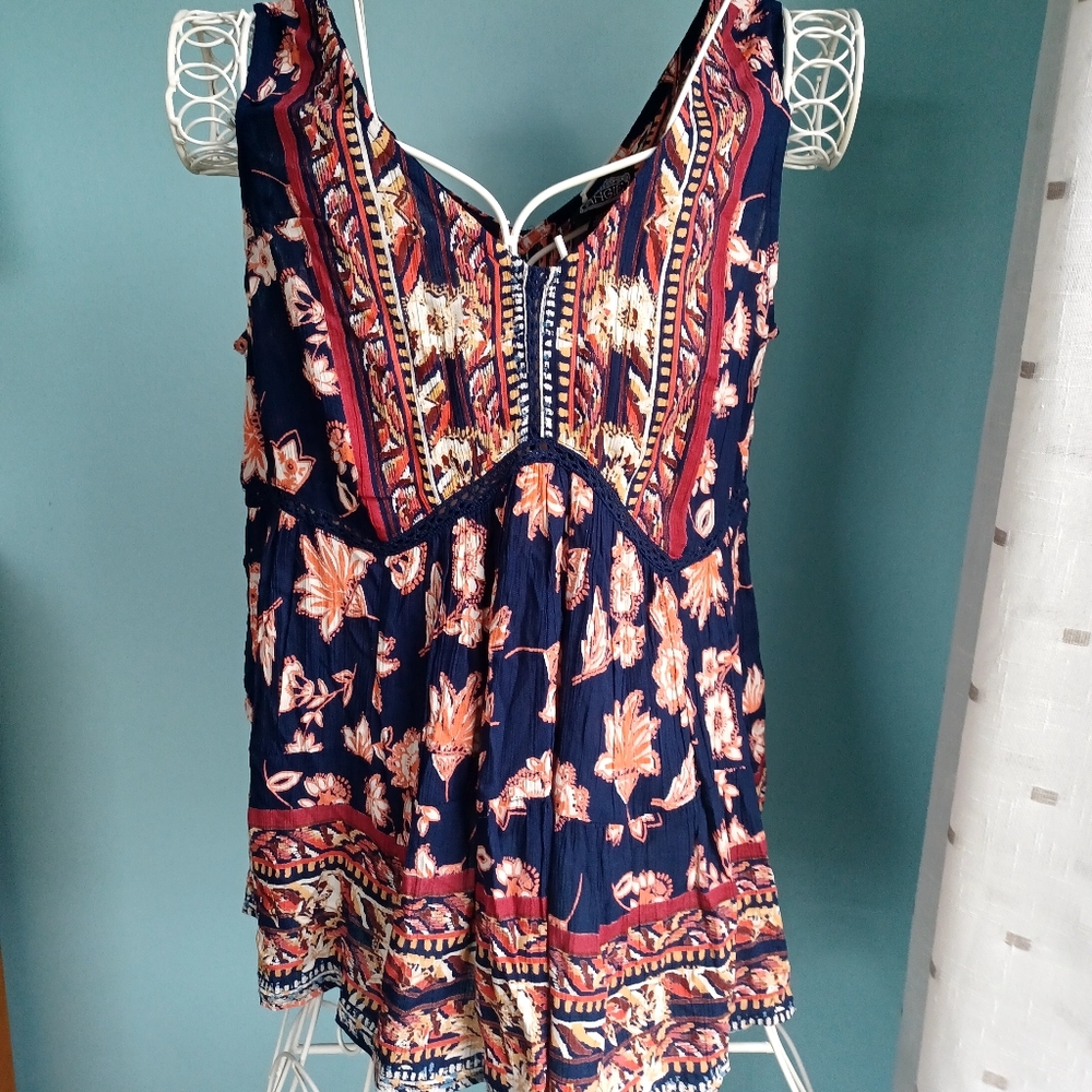 NWT Francesca's Floral Print Tank - Women's Size Small